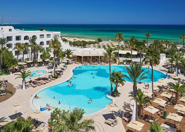 Nozha Beach Resort&Spa